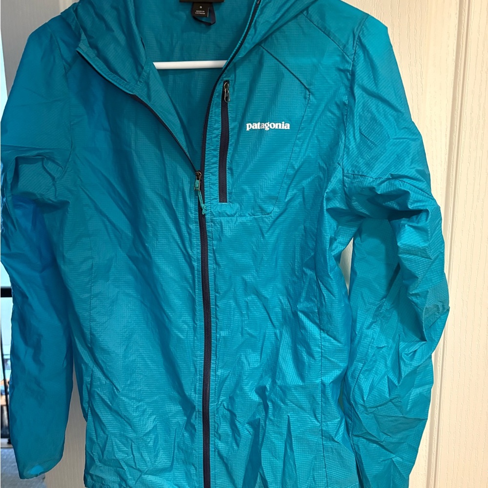 Patagonia Lightweight Compressible Windbreaker